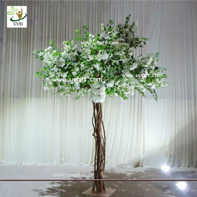 China UVG Floor standing artificial cherry blossom wedding decoration trees for stage decor supplier