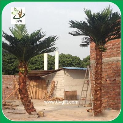 China UVG PTR017 natural look fake coconut tree and palm leaves for indoor outdoor landsacaping supplier